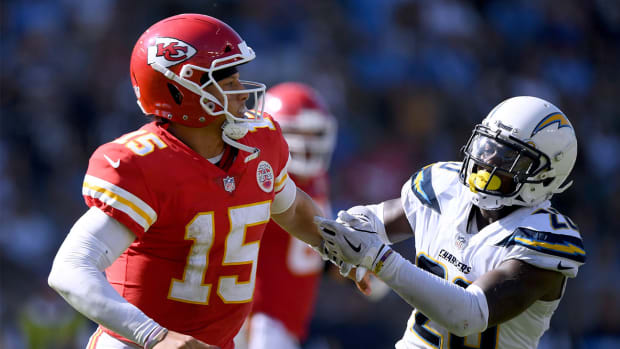 mmqb-week-1-patrick-mahomes.jpg